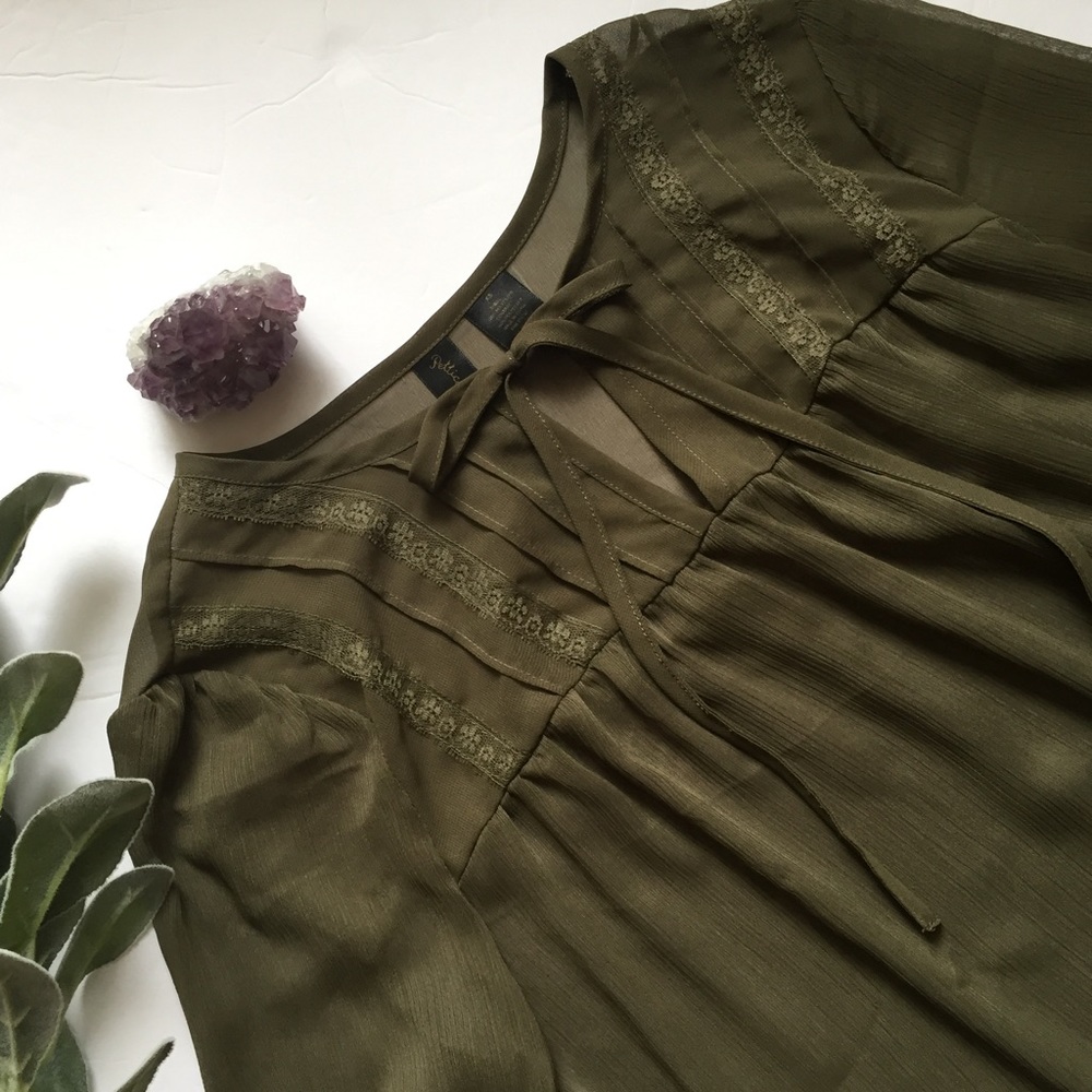 Modcloth Petticoat Alley Olive/Moss Green Blouse